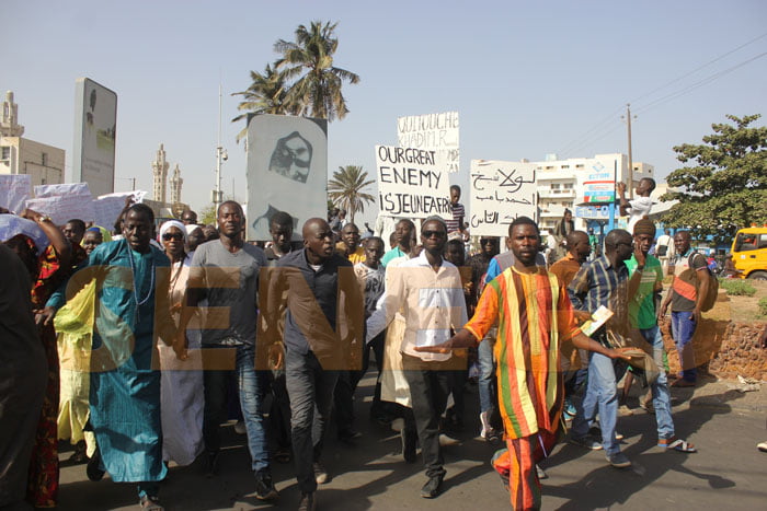 Marche contre JA (6)