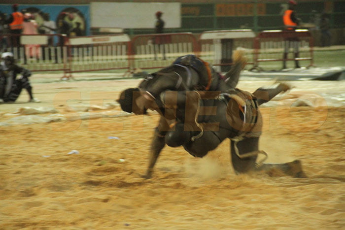 Moussa Ndoye bat Tonnerre (12)