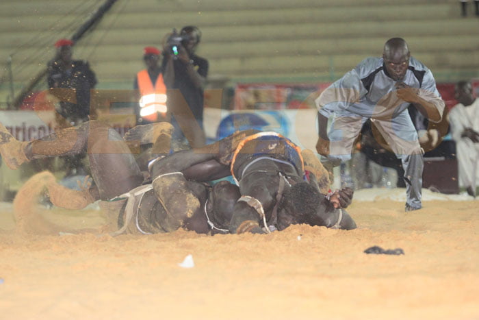 Moussa Ndoye bat Tonnerre (15)