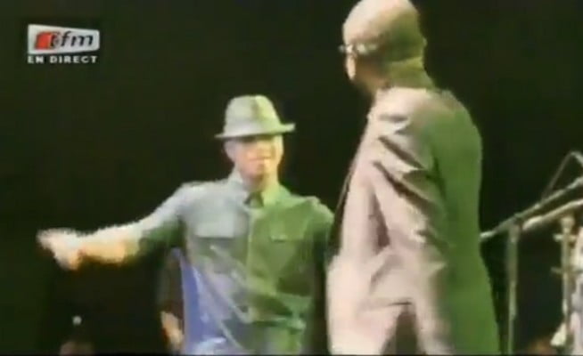Vidéo: El Hadj Diouf chauffe le Grand Bal et encense Youssou Ndour… Regardez