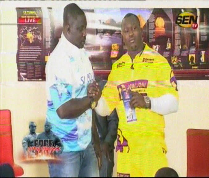 Vidéo: Les prochains face-à-face Gris-Modou Lô se tiendront dans un jet privé, en pleine mer