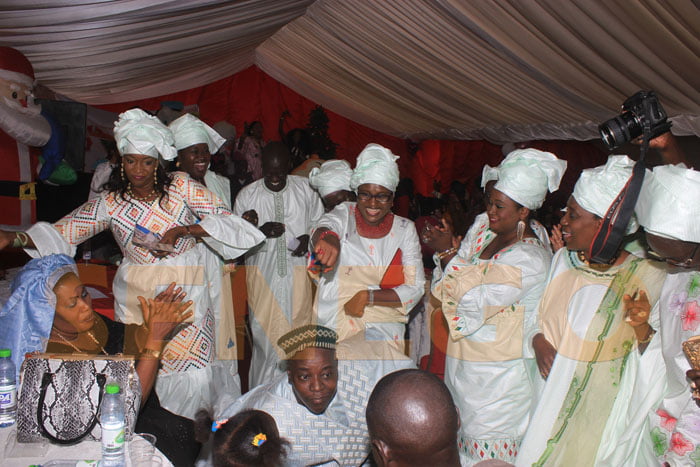 Arbre de noel au cabinet de Abdoulaye Diouf Sarr (7)