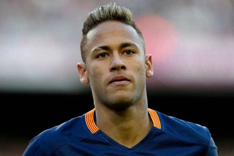 FC Barcelone: négation de toute irrégularité dans le transfert de Neymar