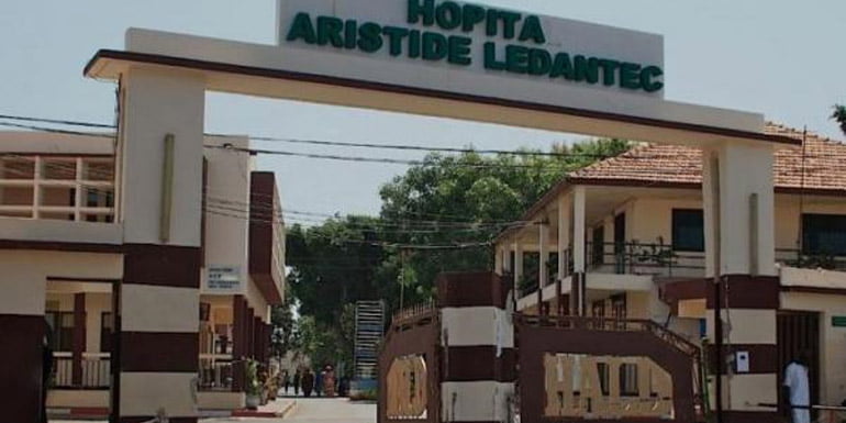 Hôpital Le Dentec : des serpents hantent le sommeil des travailleurs et des malades