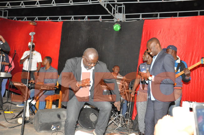 (19 photos) – Pape Diouf dans le Fouladou, la St Valentin s’est bien passée. Regardez