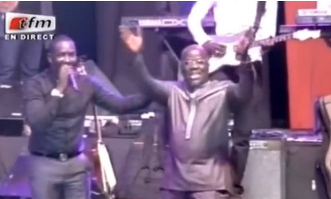 Regardez la danse bizarre de Ndoye Bane… A mourir de rire