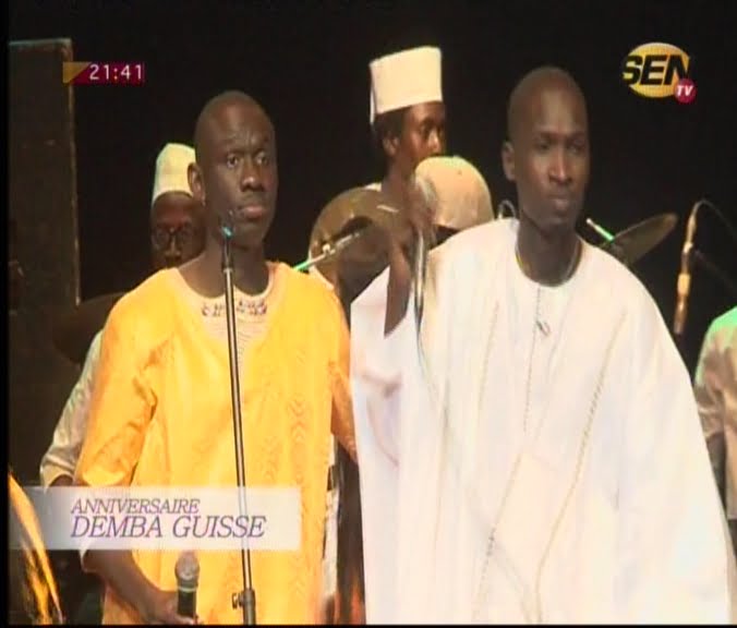 Vidéo: Pape Diouf et Baye Babou mettent le feu à l’anniversaire de Demba Guissé…Regardez