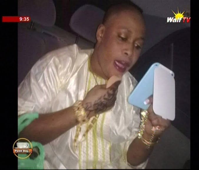 Vidéo-Des homos exigent la libération immédiate du fils de Thione Seck…Regardez