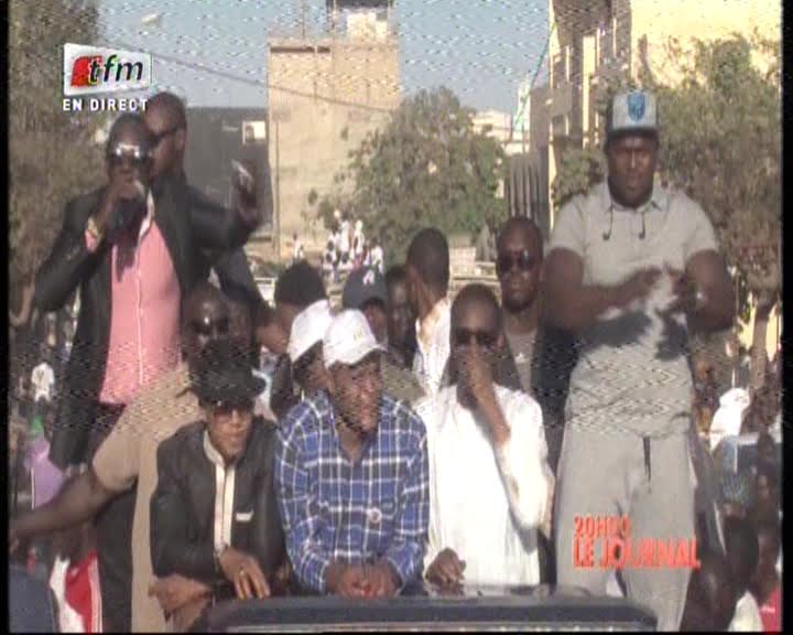 Vidéo:Modou Lô bat campagne avec Youssou Ndour pour le «Oui» aux Parcelles Assanies…