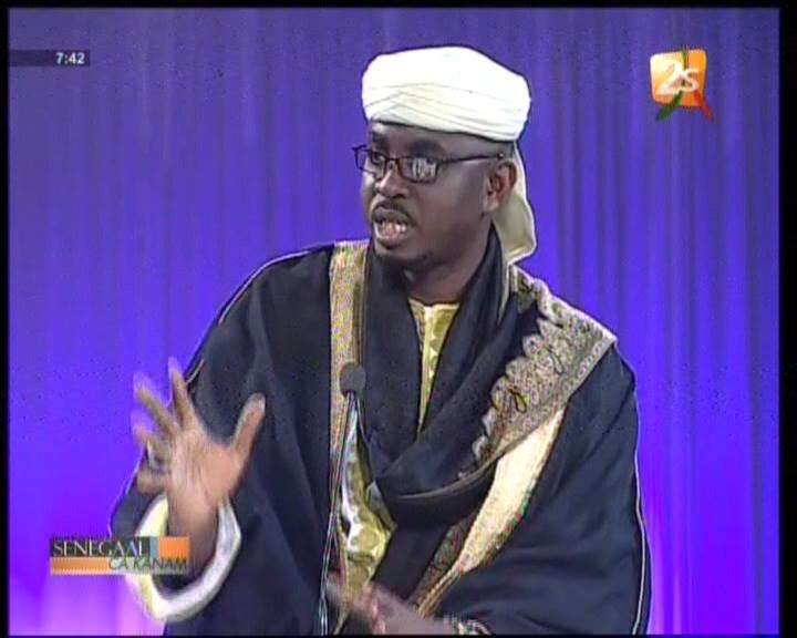 Vidéo:Tounkara recadre un marabout qui a oublié la sourate promise à…