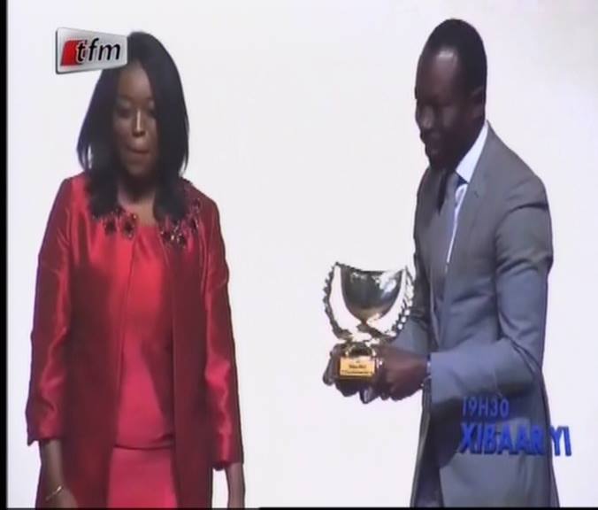 Vidéo-Calebasse de l’excellence Awards : Dj Boobs Nominé meilleur animateur radio-télévision 2015