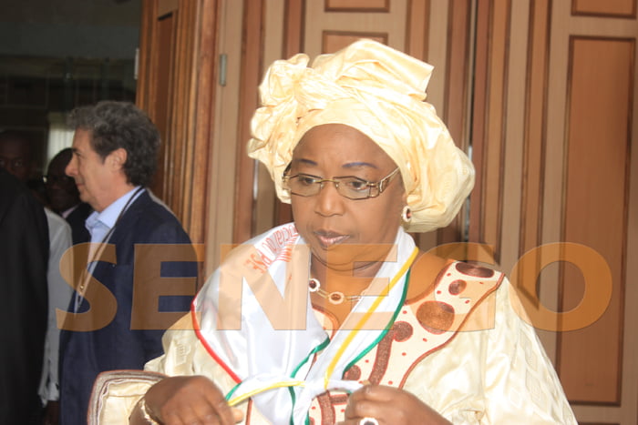 Macky Sall loue les compétences d’Awa Marie Coll Seck