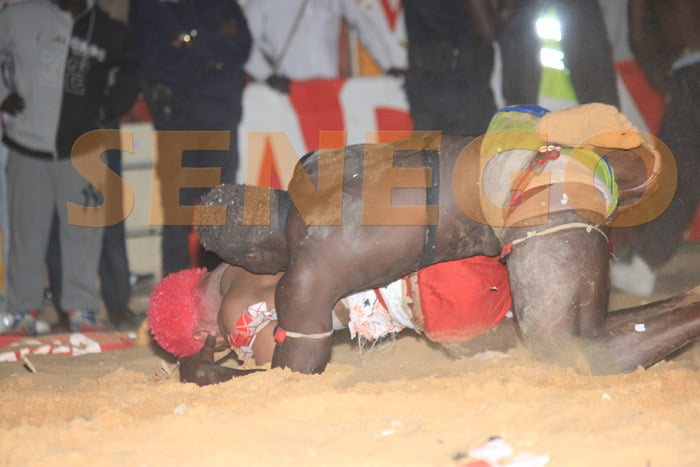 (20 photos) – Boy baol bat Konia, revivez le combat en images