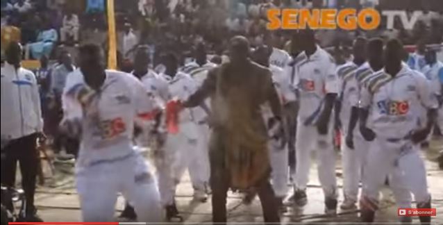 Senego TV : Best off du combat Boy Baol contre Kogna. Regardez