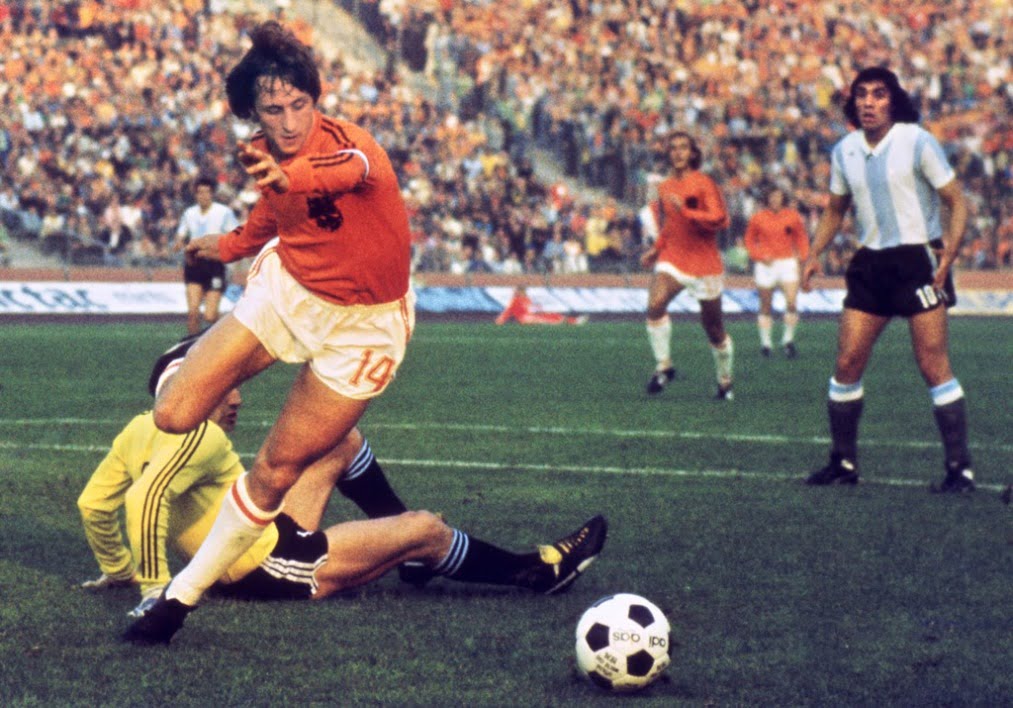 Le Néerlandais Johan Cruyff, légende du football, est mort