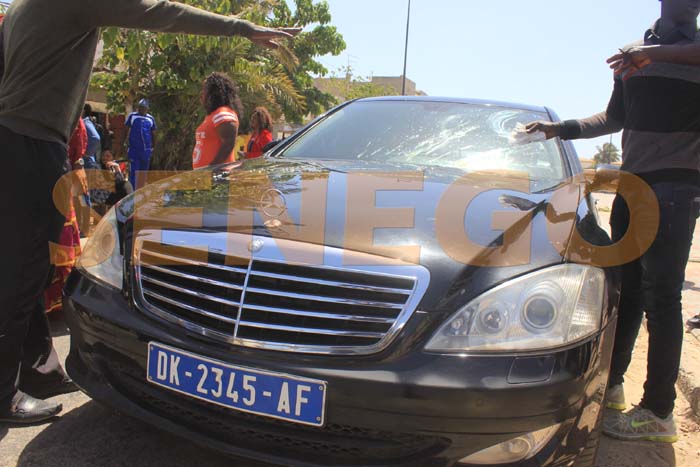 Un œuf cassé sur la voiture de Seydou Gueye à Gibraltar