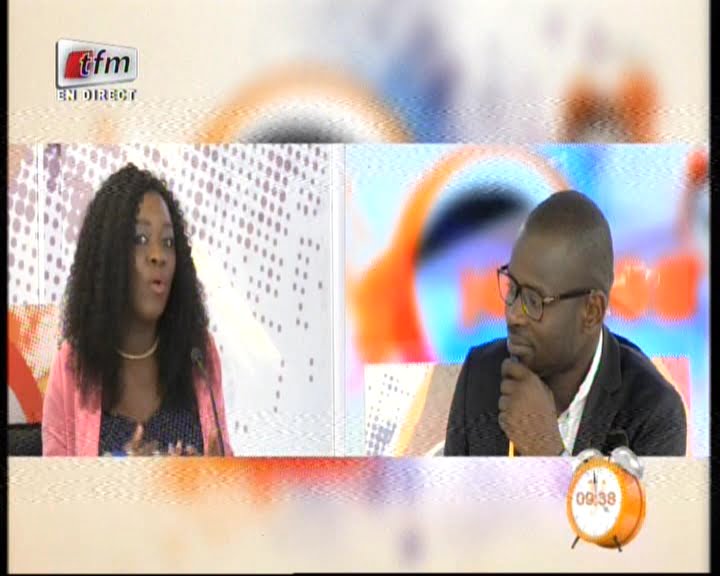 Vidéo: Après avoir pleuré sur le plateau, Pape Cheikh Diallo traite Bisou de…