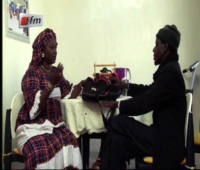 Vidéo. Milkzo et Badiane de la série « Un Café Avec »  et le « sac d’argent » Regardez