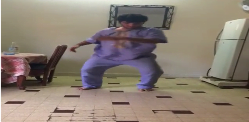 Vidéo-Incroyable: Un Nar qui danse Kay lene niou fakhass, Malaw de Pape Diouf…Regardez