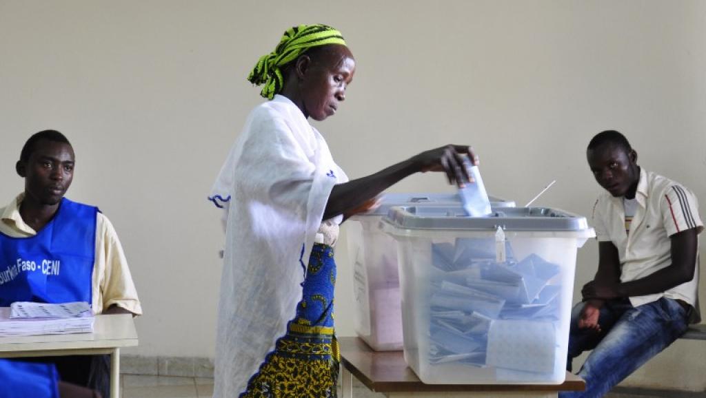 Municipales au Burkina: Confirmation de Kaboré ou revanche de Compaoré?