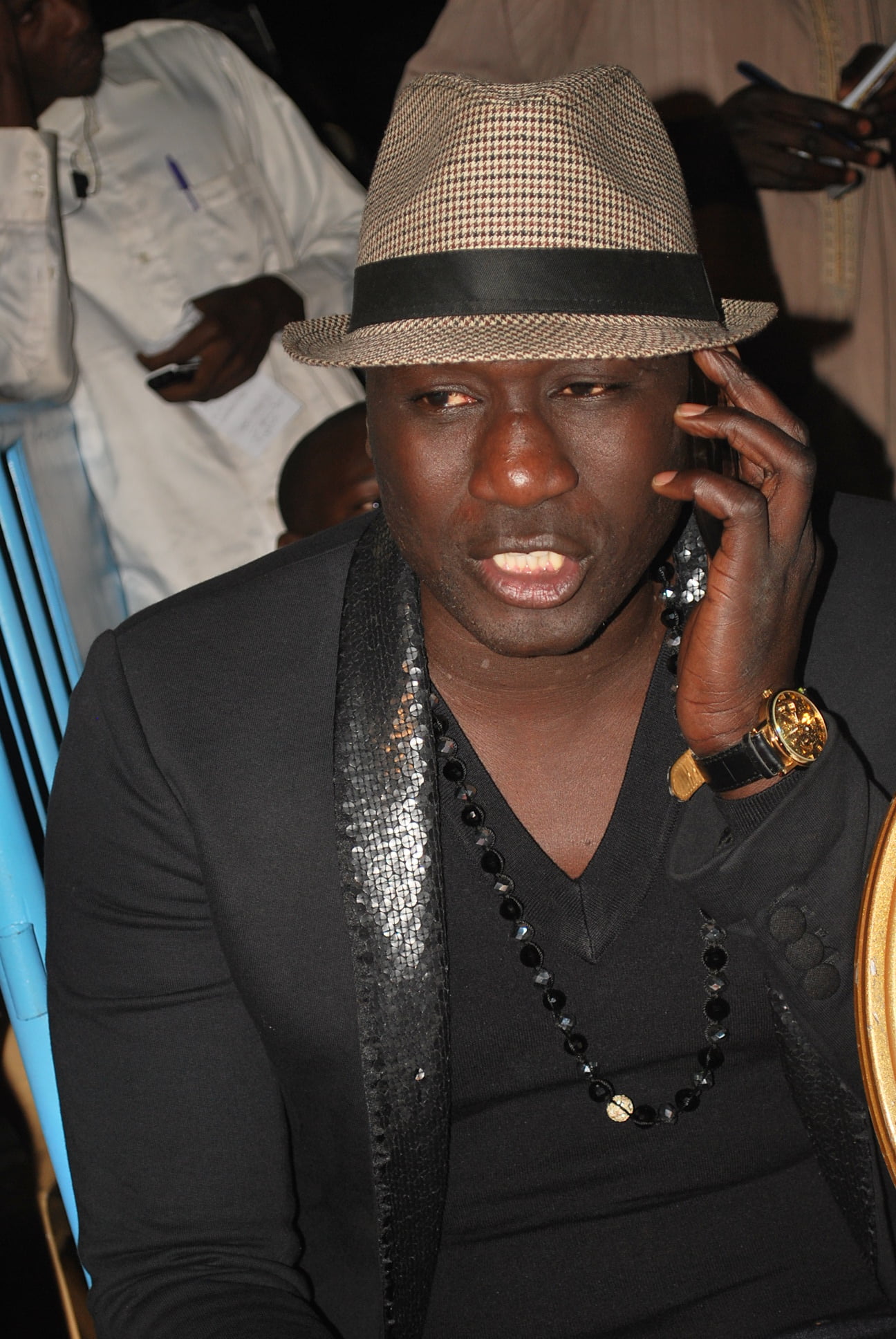 Aprés des années d’inertie musicale, Yves Niang tente un come-back en force