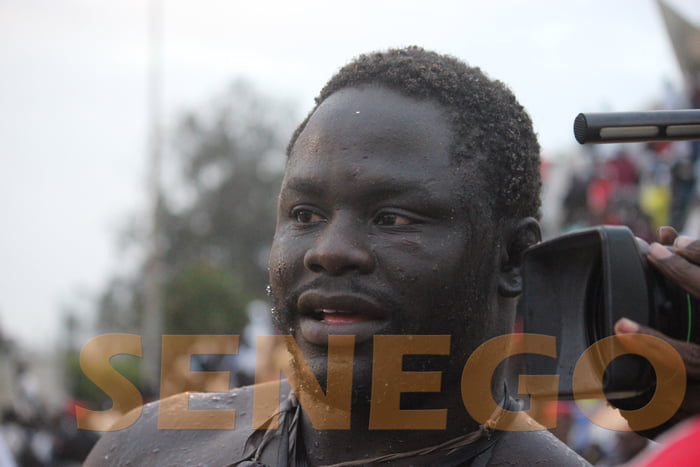 Baye Madione, un « vieux lion » selon Feu Rouge