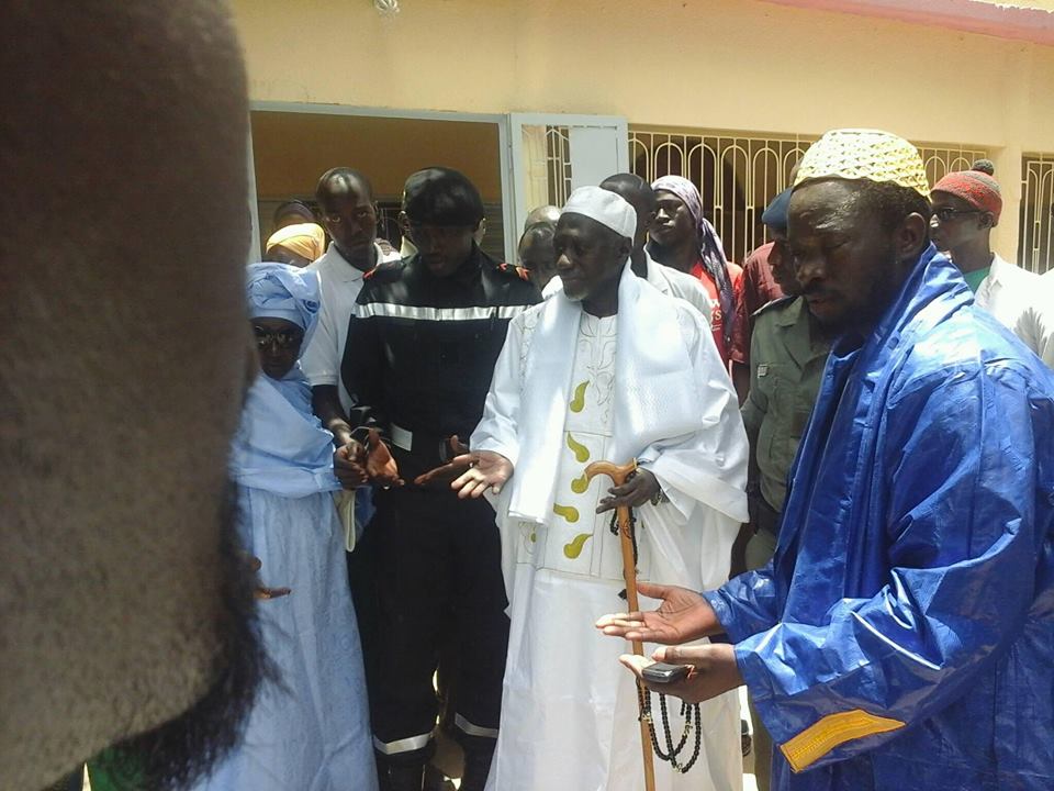 Blocus transgambienne : Imam Fansou Bodian appelle les présidents Sall et Jammeh à négocier