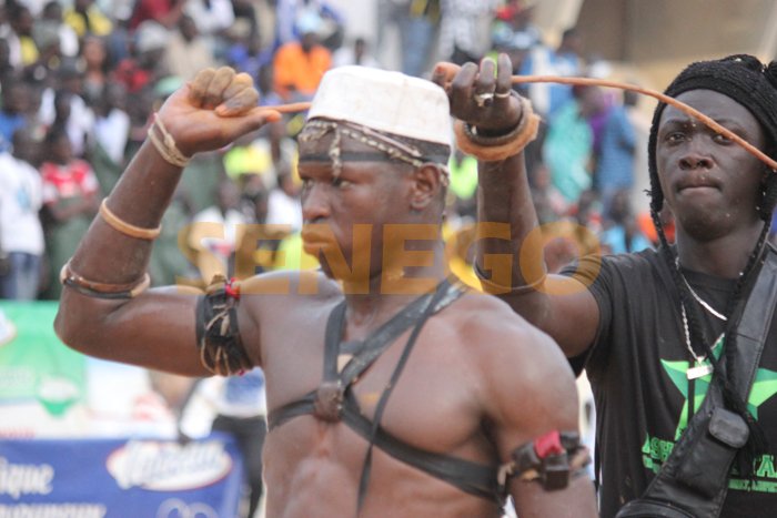 Papa boye Djine-combat-drapeau-aba_7310