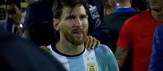 Vidéo: Quand Messi annonce qu’il quitte la sélection argentine. Regardez