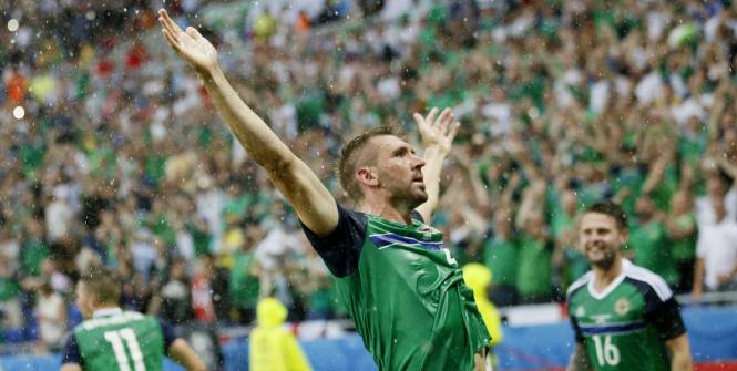 Euro 2016 : l’Irlande du Nord s’offre une chance vers les huitièmes