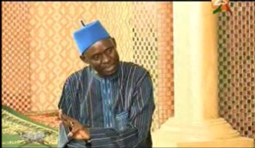 Vidéo – Tafsir Abdou Rahmane Gueye: « Un mari peut téter les seins de sa femme. »Regardez!