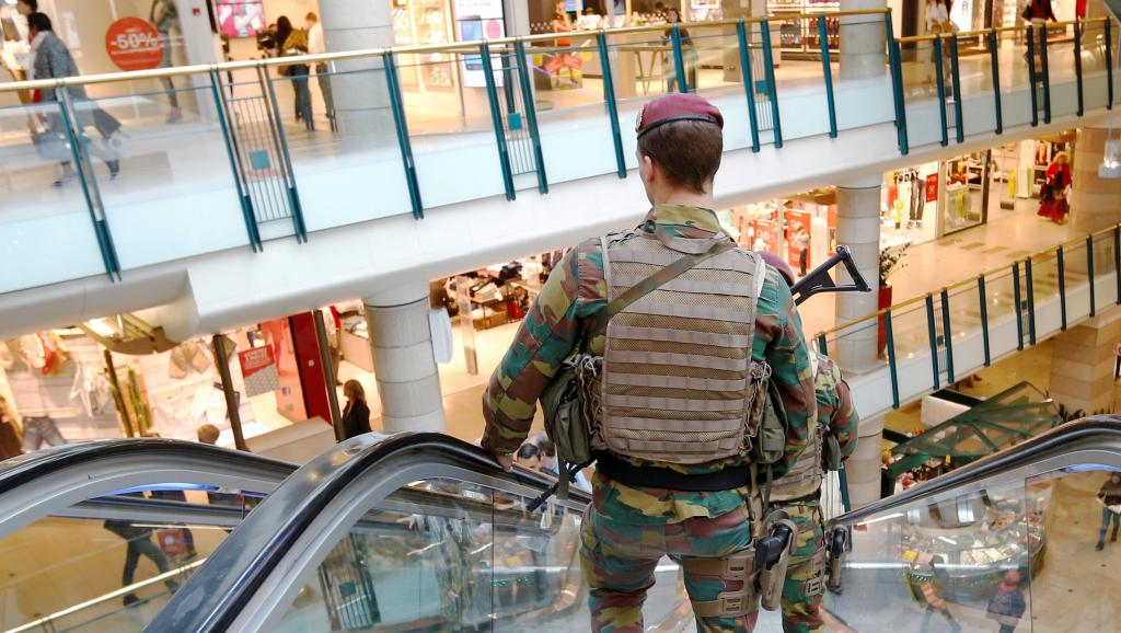 Fausse alerte à Bruxelles: l’homme arrêté portait une ceinture explosive factice