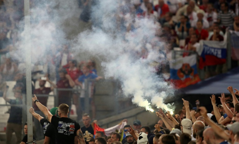 Pour Vladimir, hooligan russe, il fallait prouver que les Anglais ne sont que des « fillettes »