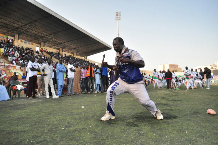 Lutte: Modou Anta / Moussa Dioum quasiment ficelé par Sidy Diakhaté