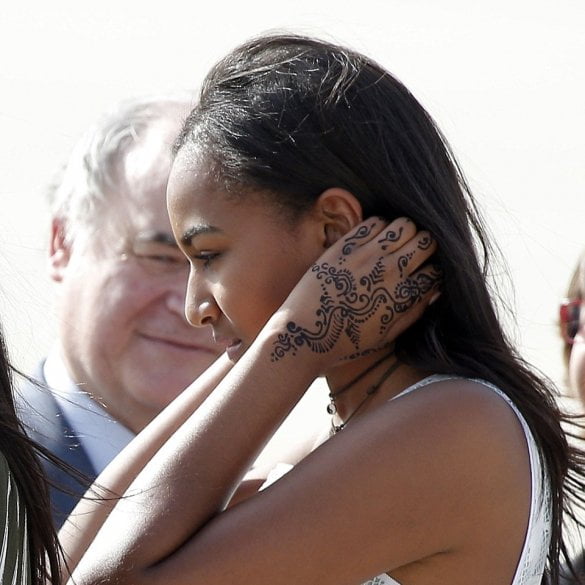 (07 photos) Sasha Obama est revenue du Maroc avec du henné