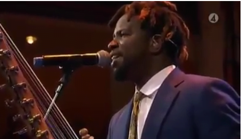 Vidéo: Set de Youssou Ndour repris à l’étranger. Regardez