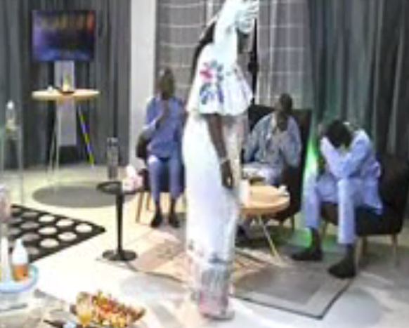 Vidéo – Sanex et les rondeurs dévastatrices de Ngoné Ndiaye Guéweul. Regardez