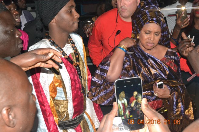 (Photos) En images l’entrée de Waly Seck Seck sur la scène de Bercy
