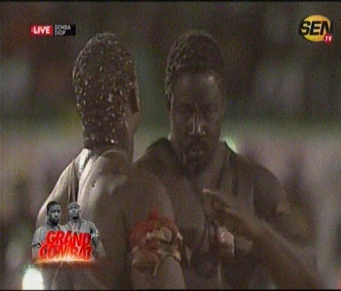 VIDÉO – Lutte: Modou Lo bat Gris Bordeaux . Regardez
