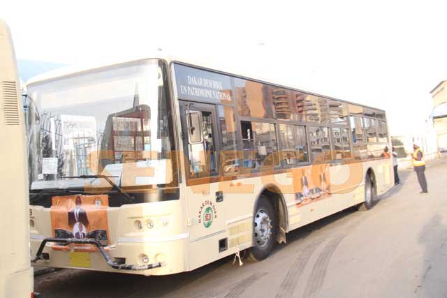 Dakar Dem Dikk : Un individu tente de s’immoler dans un bus