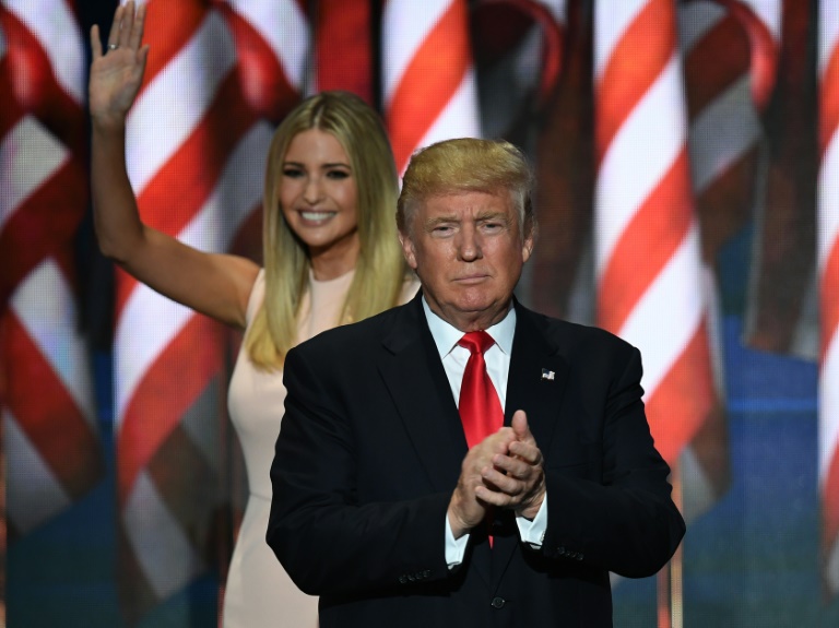 Un Donald Trump martial pour conquérir la Maison Blanche
