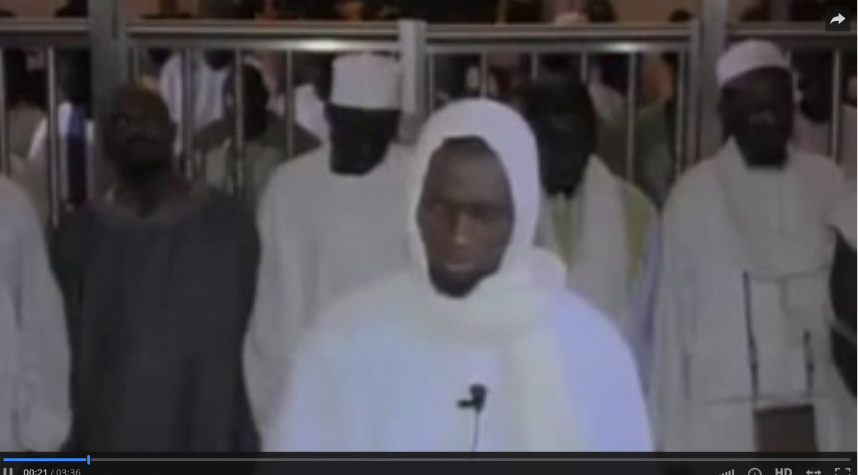 Vidéo: A Touba, l’imam fait pleurer tout le monde jour du Clôture du Kaamil de Nafila dirigé par Serigne Fallou Mbacké