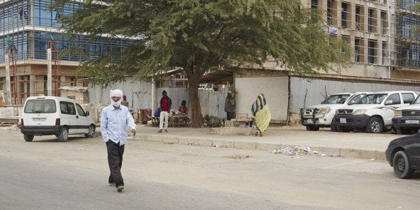 Trois ans de prison pour le journaliste mauritanien lanceur de chaussures