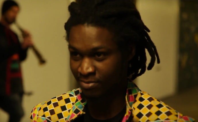 Nouveau clip: Découvrez Yéyé, le fils pianiste de Lamine Faye