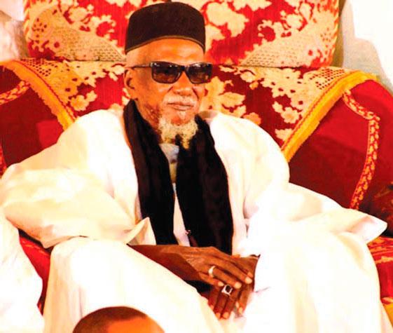 Touba:Cheikh Sidy Mokhtar ensencé par Imam Serigne Fallou Mbacké