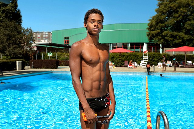 Natation : Championnats de Suisse – Ismael Eliot Kane égale le record du Sénégal