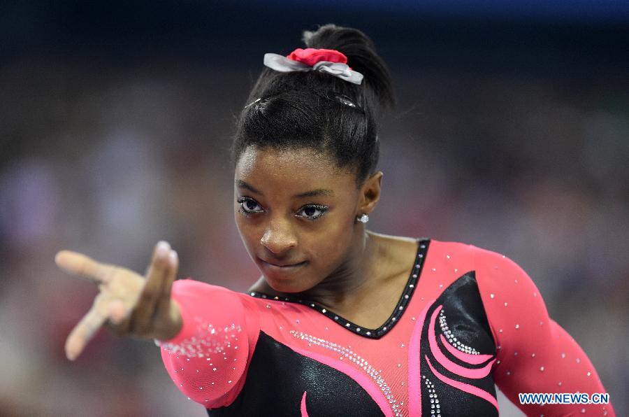 Photos: Simone Biles, la petite gymnaste amércaine qui vole