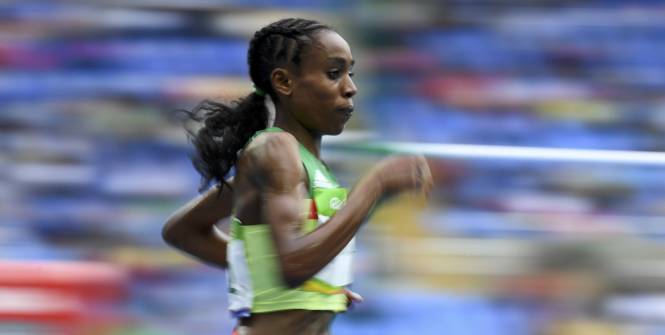 Rio 2016 : Almaz Ayana explose le record du monde du 10 000 m. Regardez