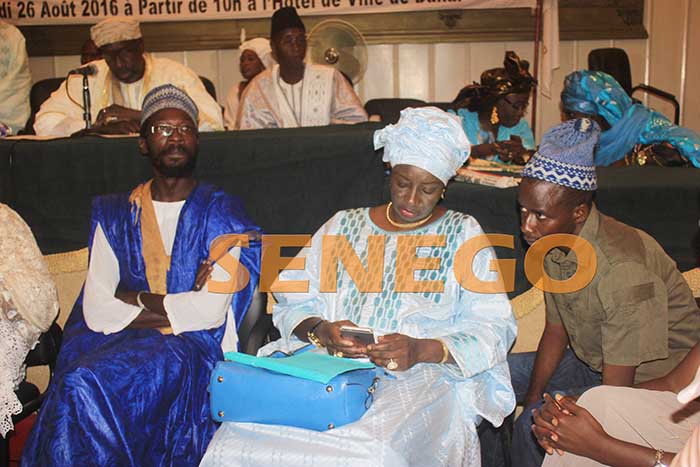 58ème anniversaire porteurs de pancartes: La société civile tance Youssou Ndour et dénonce…