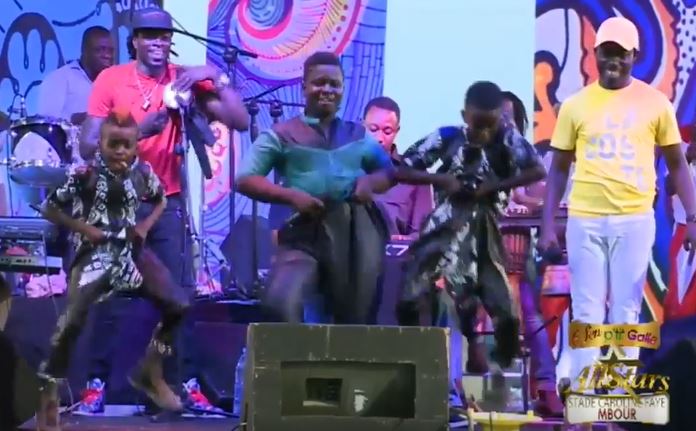 Vidéo: Le « braya » magique de Mouhamed Sen P’tit Gallé à Mbour
